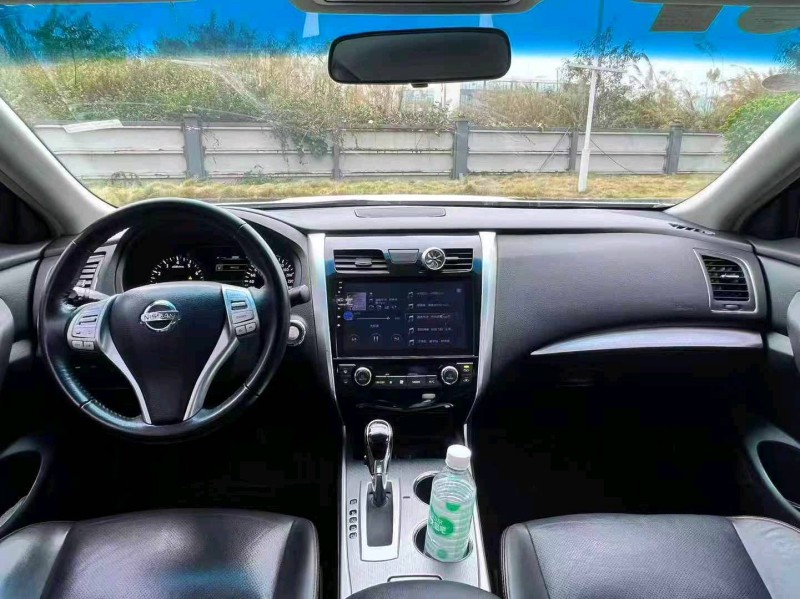 广州18年日产天籁9