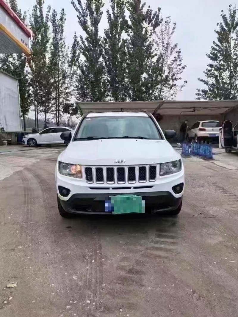 菏泽16年Jeep指南者1