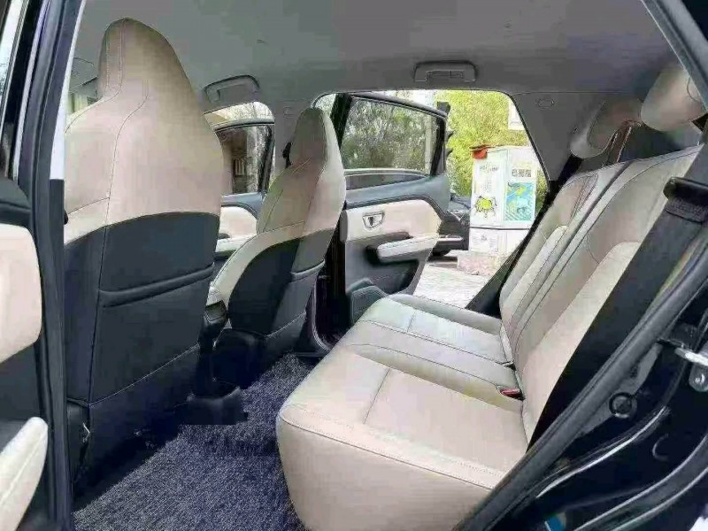 襄阳24年五菱汽车缤果4