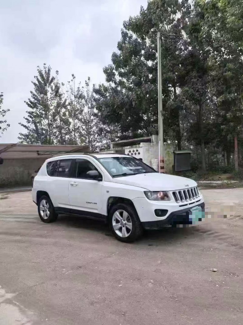 菏泽16年Jeep指南者3