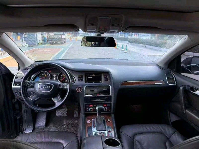 襄阳15年奥迪Q74