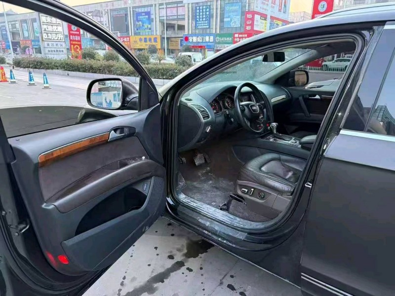 襄阳15年奥迪Q76
