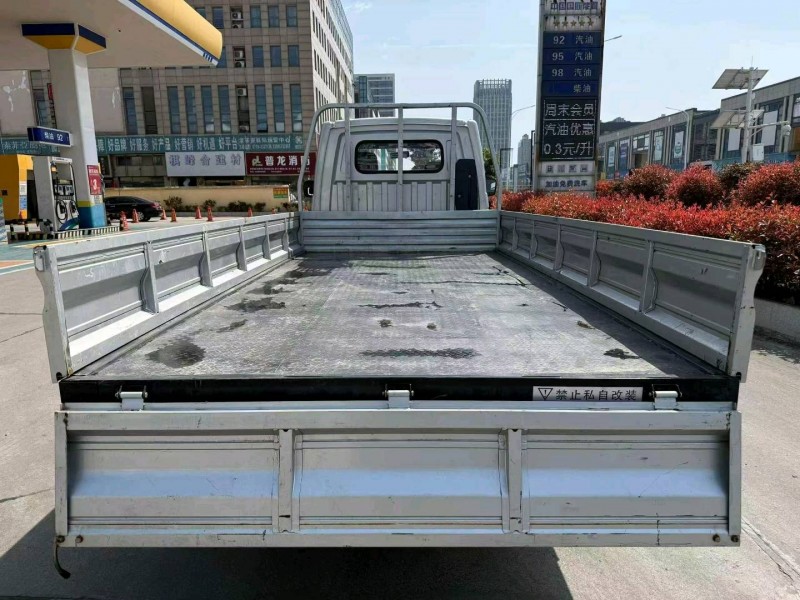 襄阳23年凯马汽车骏航8