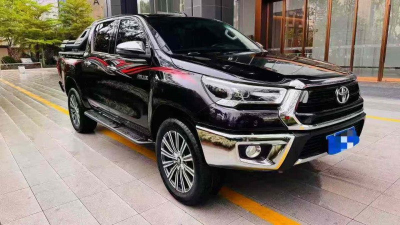 深圳24年丰田海拉克斯2