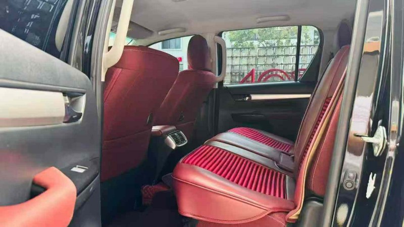 深圳24年丰田海拉克斯5