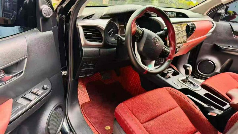 深圳24年丰田海拉克斯6