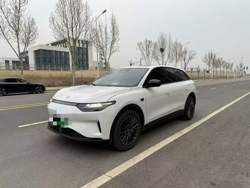 郑州24年零跑汽车C112