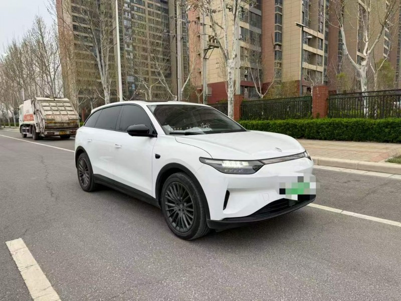 郑州24年零跑汽车C113