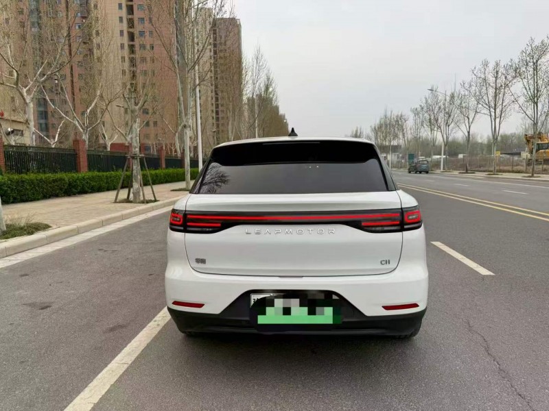 郑州24年零跑汽车C115