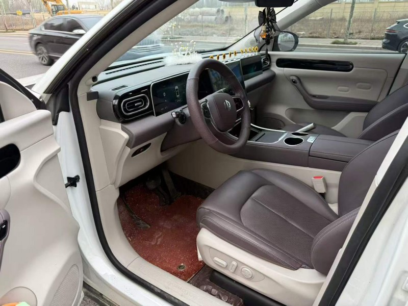 郑州24年零跑汽车C119