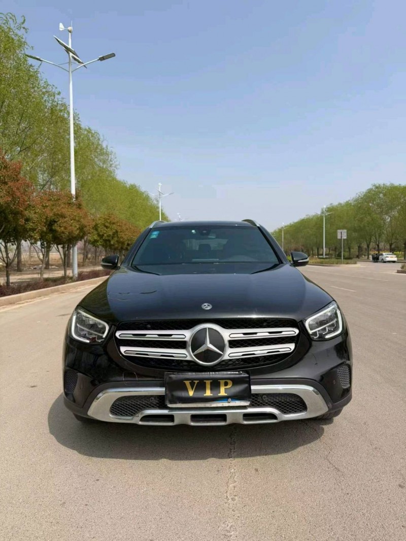 枣庄19年奔驰GLC1