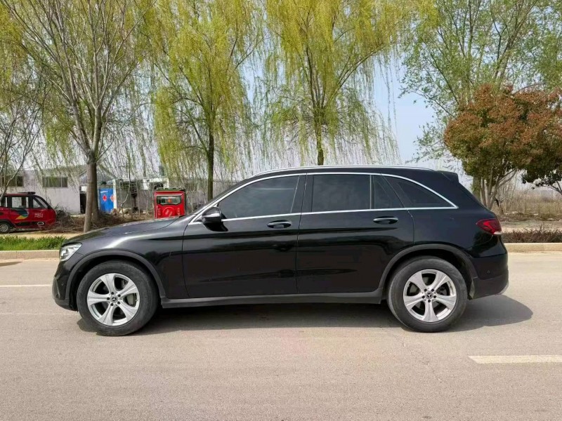 枣庄19年奔驰GLC3