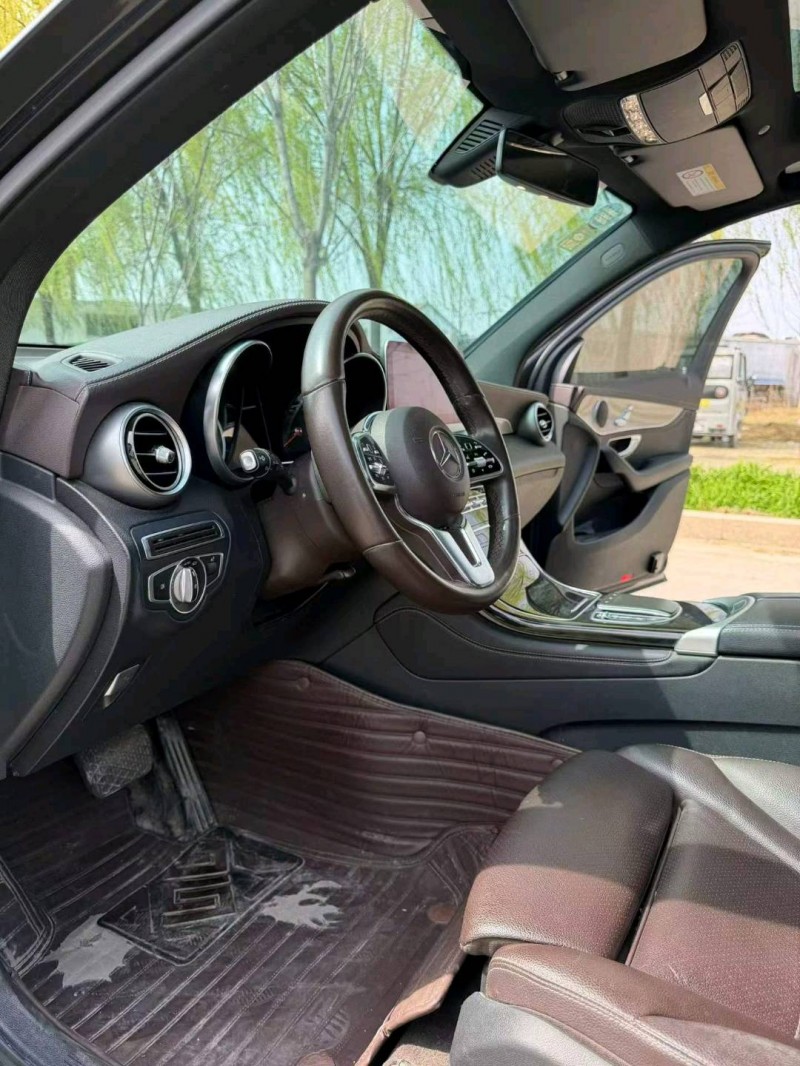 枣庄19年奔驰GLC6