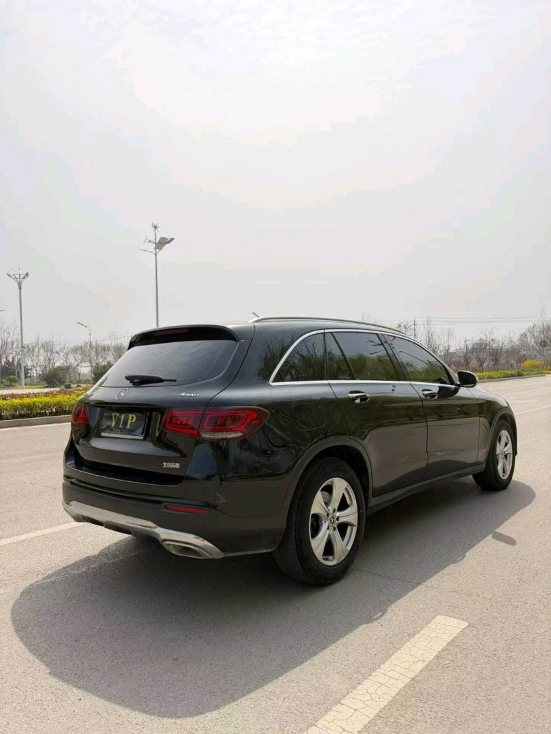 枣庄19年奔驰GLC7