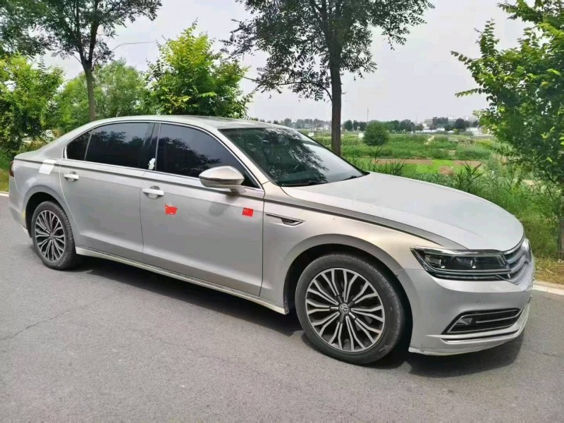 石家庄17年大众辉昂2