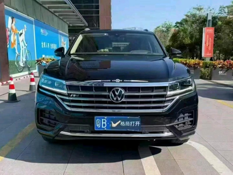 深圳21年大众途锐1