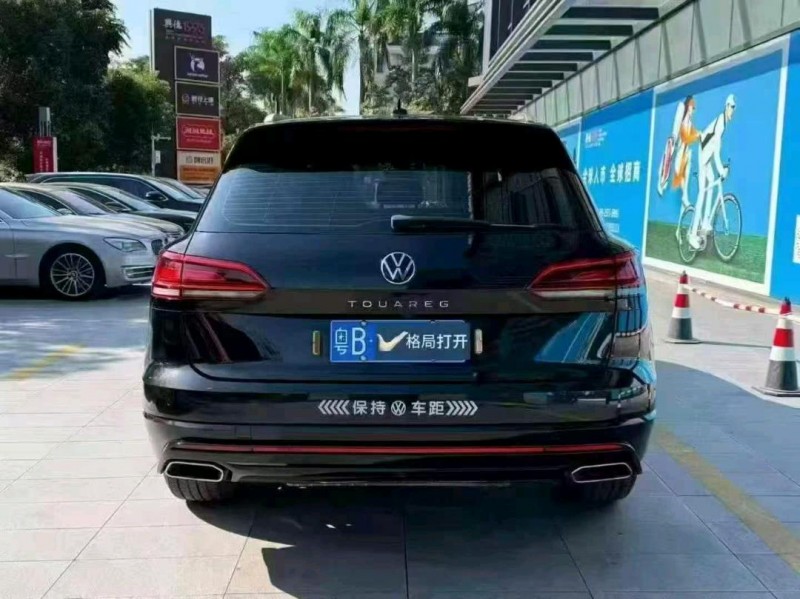 深圳21年大众途锐8