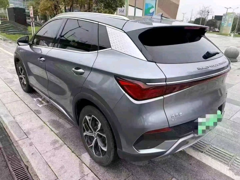 湖州23年比亚迪元8