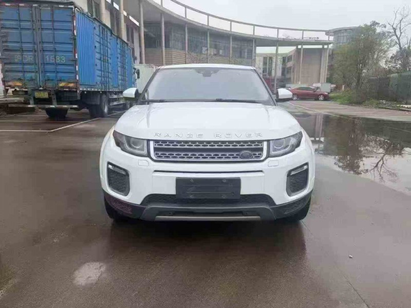 衢州17年路虎极光1