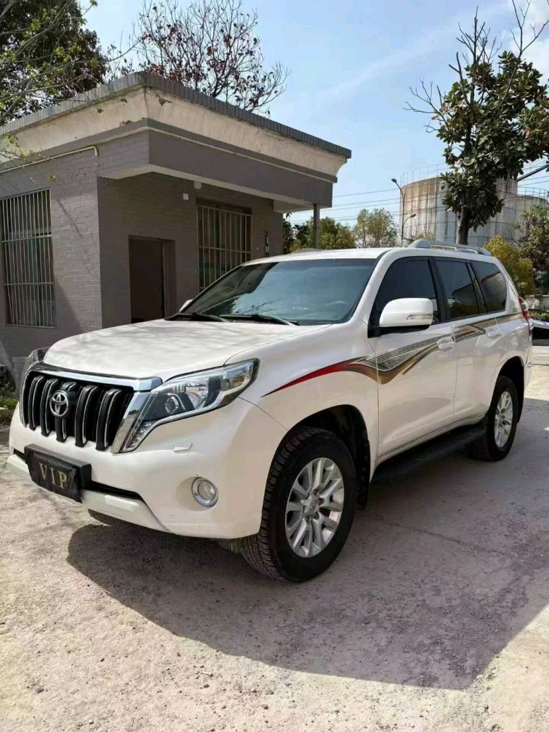 襄阳16年丰田普拉多2