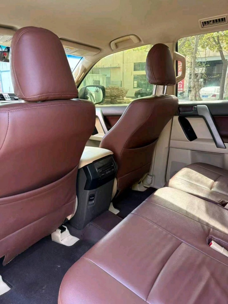 襄阳16年丰田普拉多4