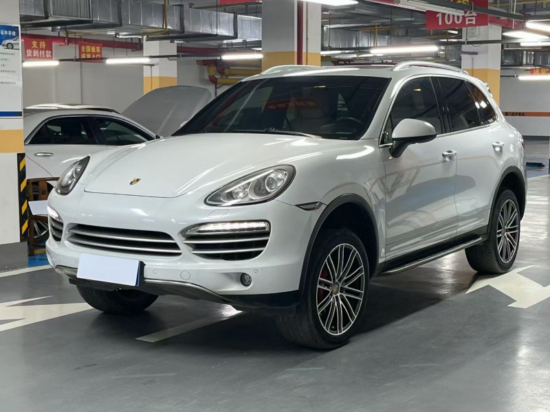 恩施14年保时捷卡宴2