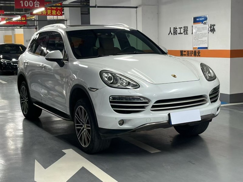 恩施14年保时捷卡宴5