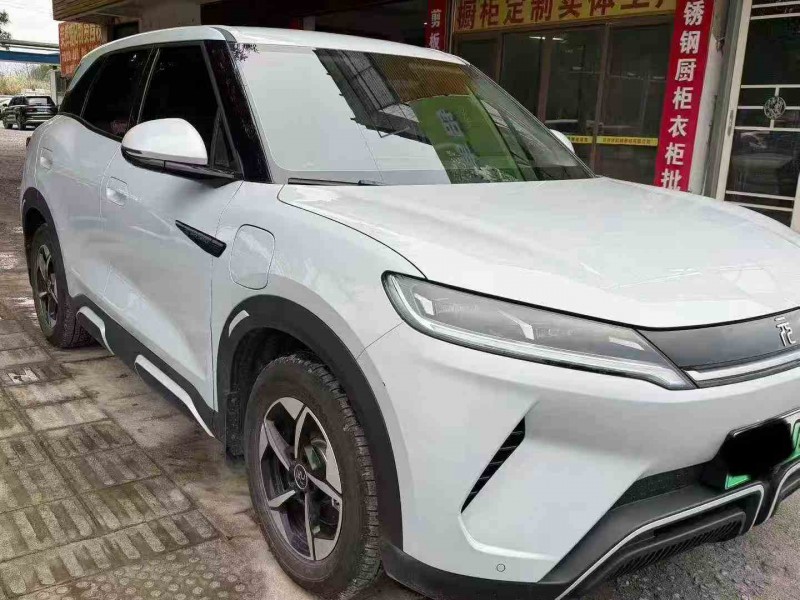 北海24年比亚迪元3