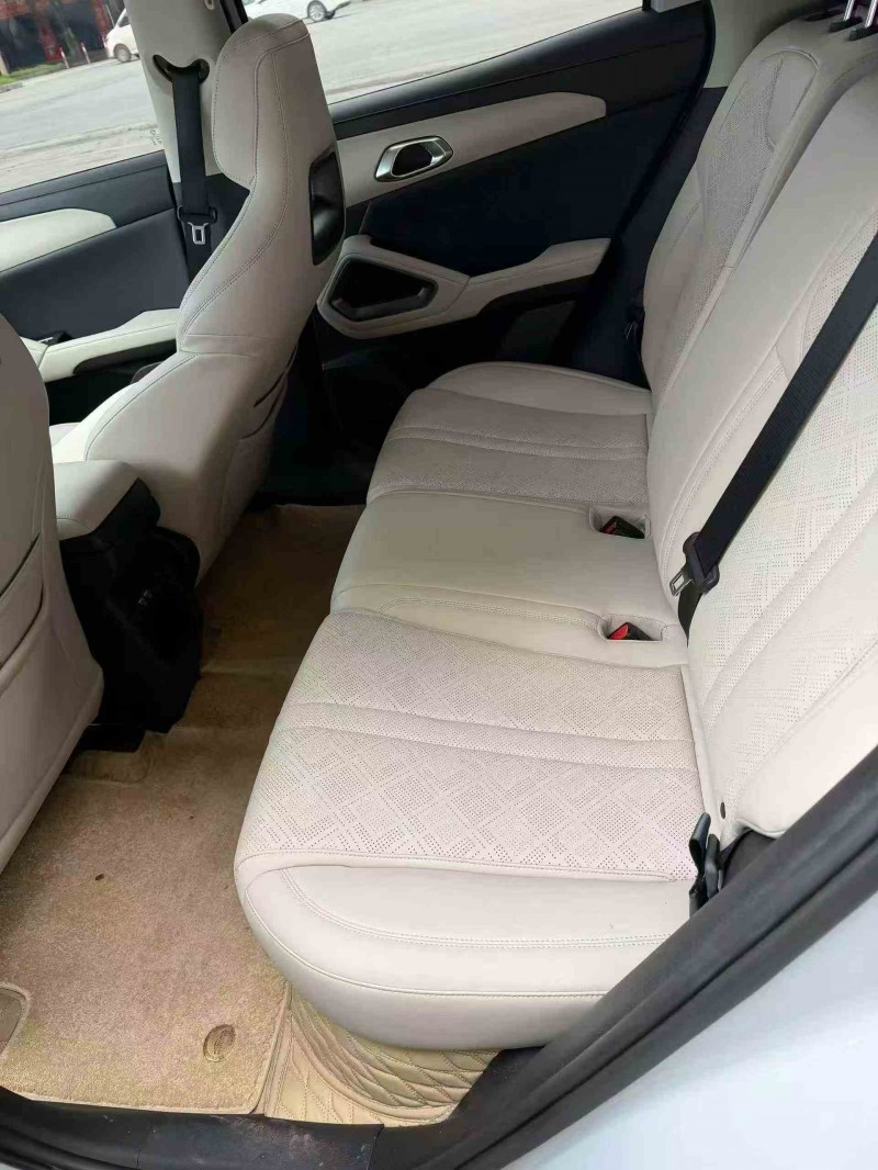 北海24年比亚迪元5