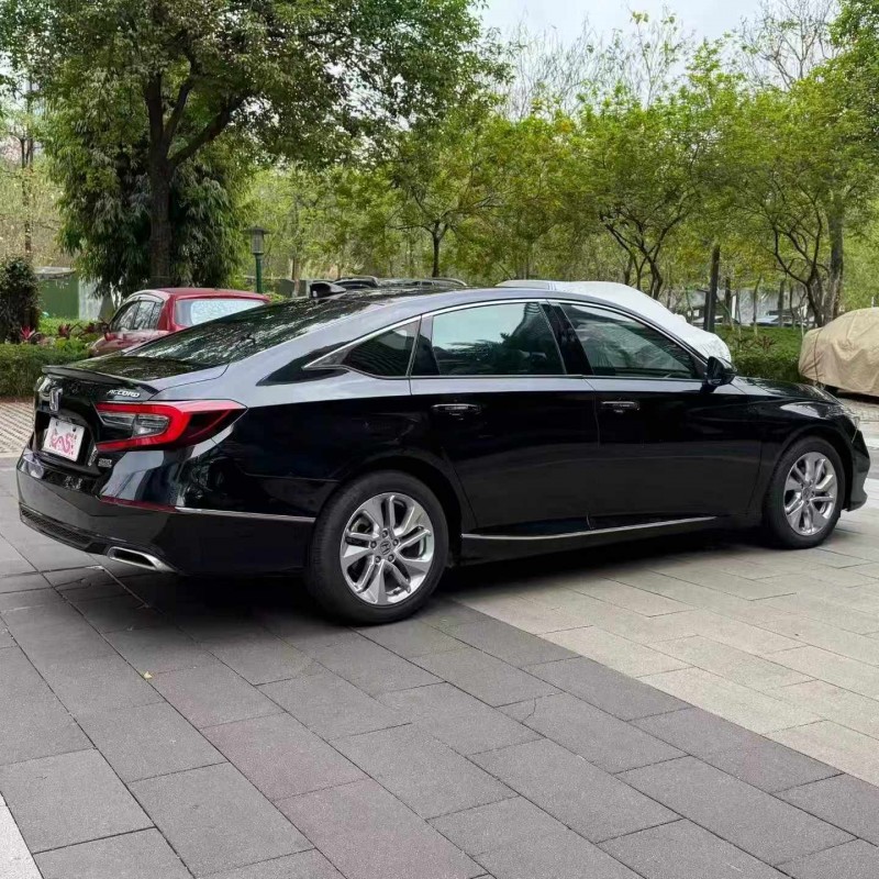 佛山22年本田雅阁7