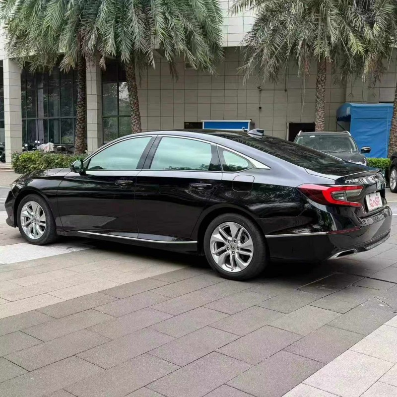 佛山22年本田雅阁8