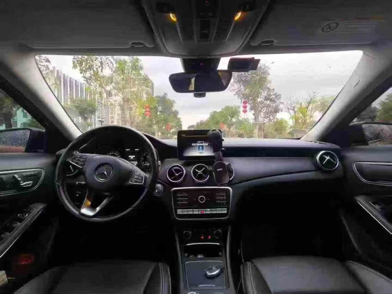 汕头19年奔驰GLA5