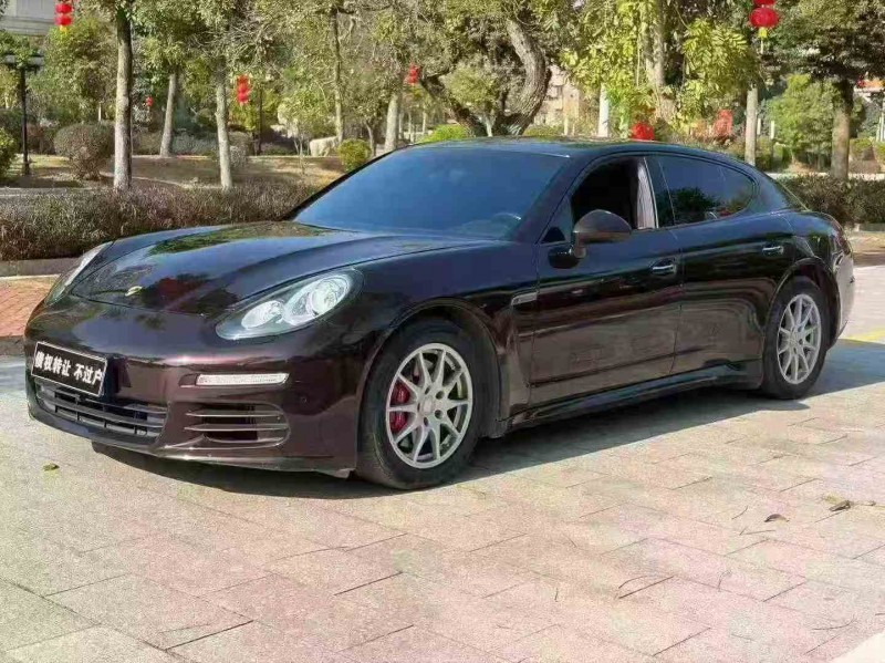汕头15年保时捷帕拉梅拉3