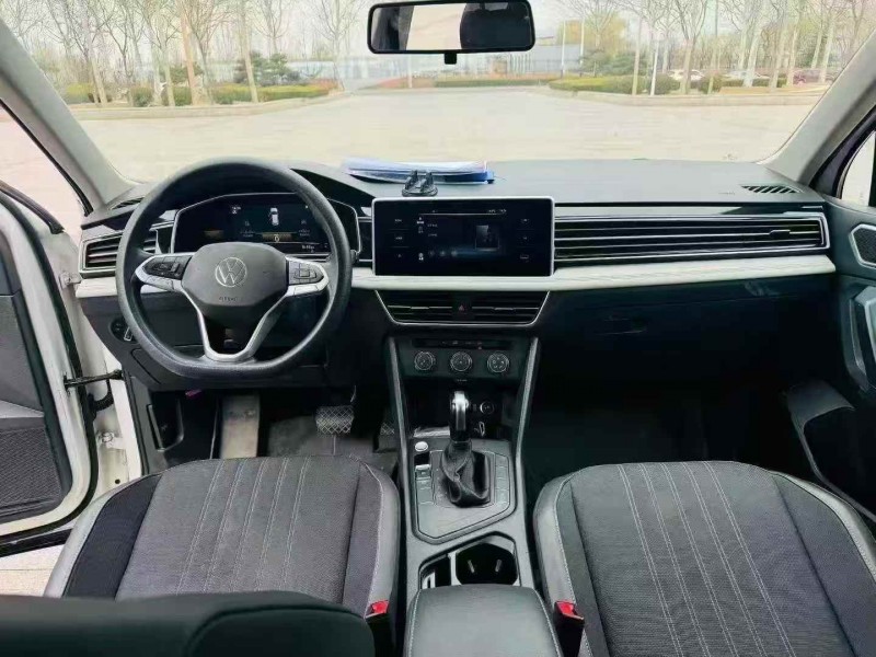 东营22年大众途观5