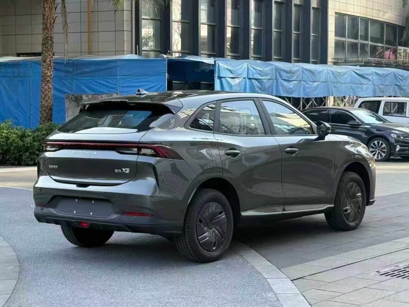 佛山25年东风星海8