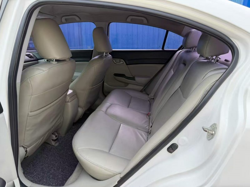 茂名13年本田思域8