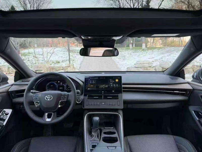 邢台25年丰田亚洲龙5