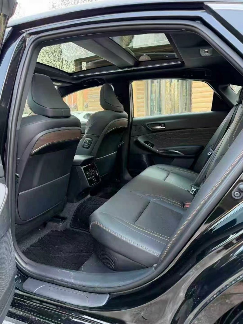 邢台25年丰田亚洲龙6