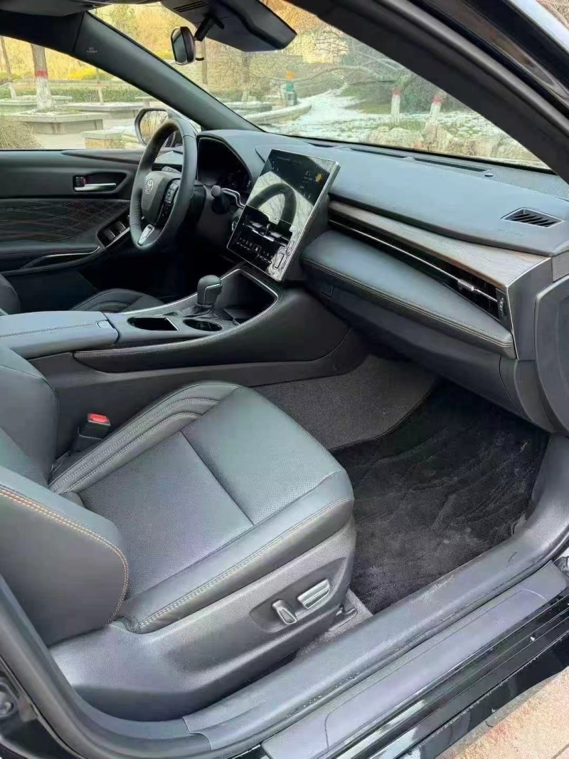 邢台25年丰田亚洲龙7