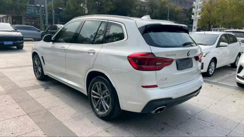 常州21年宝马X39