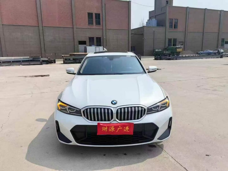 济宁23年宝马3系1