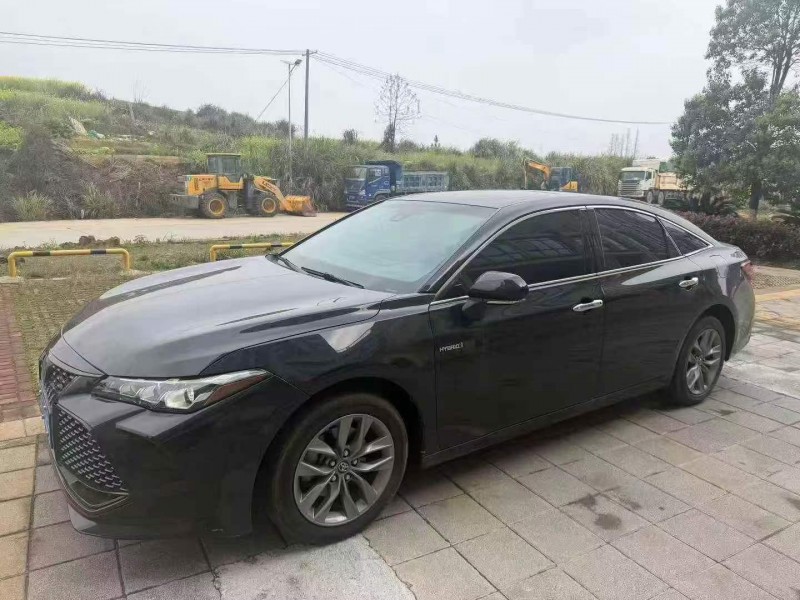 吉安21年丰田亚洲龙2