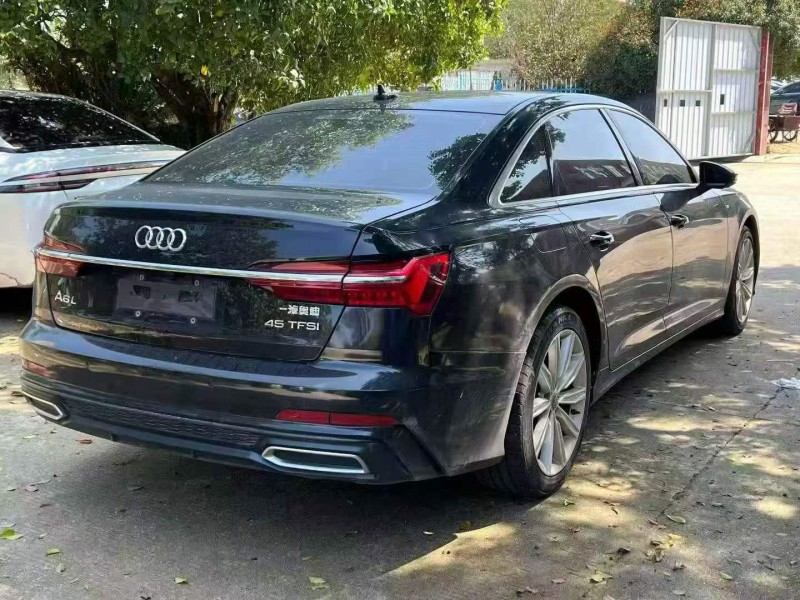 常德21年奥迪A6L7