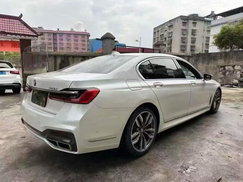 邵阳17年宝马7系9