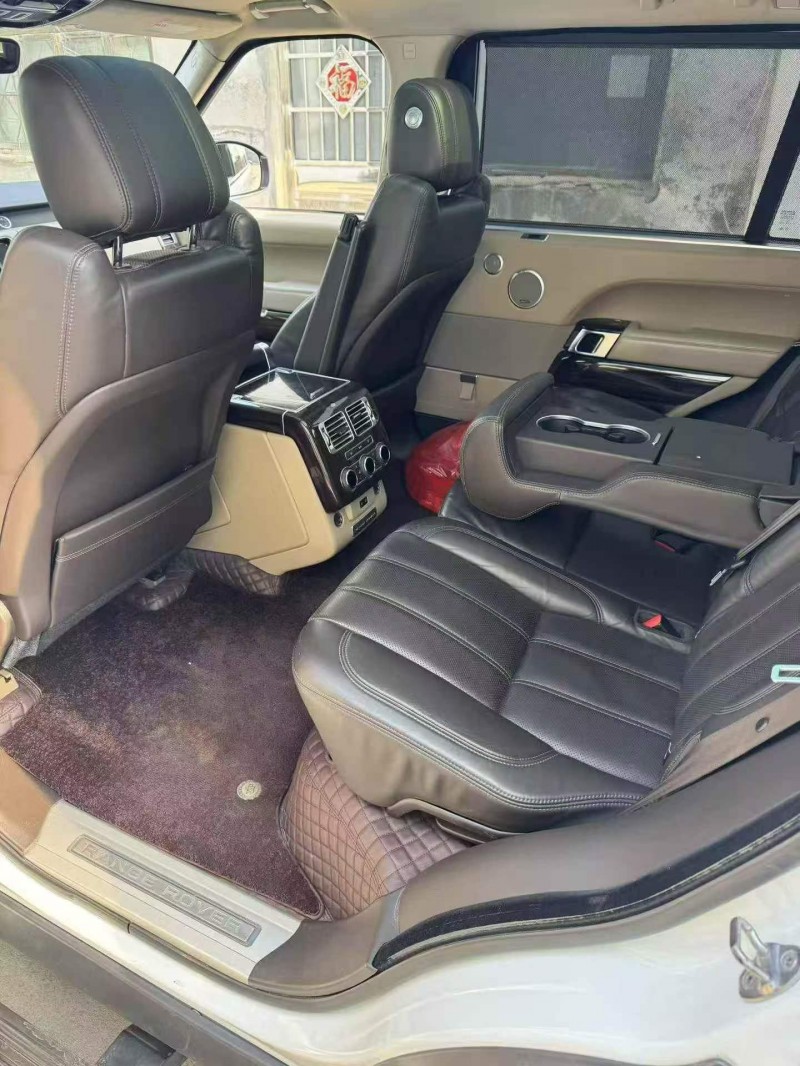 济宁15年路虎揽胜行政4