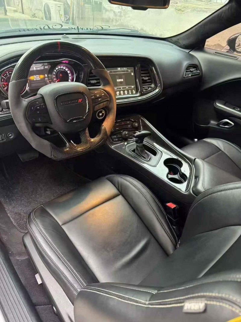 淄博18年道奇挑战者6