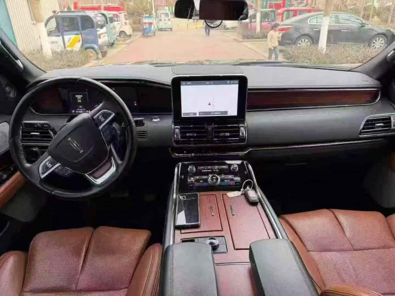 东营21年林肯领航员5