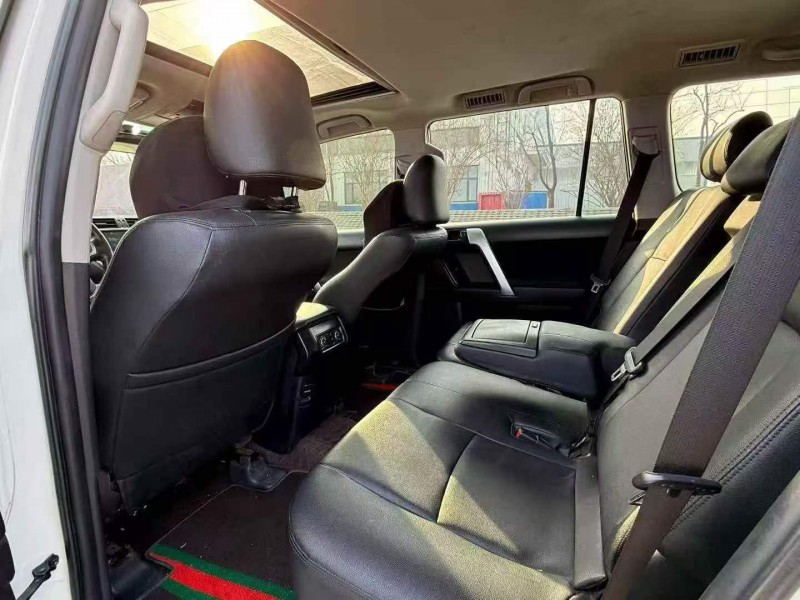 东营20年丰田普拉多5