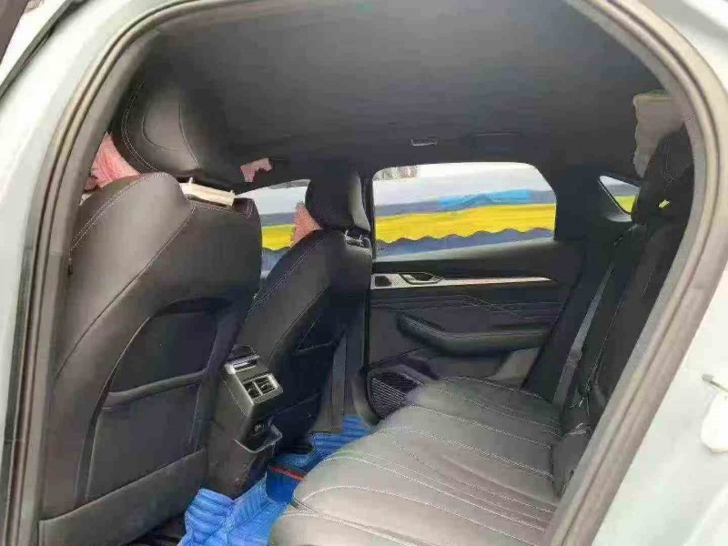 毕节25年吉利星瑞5