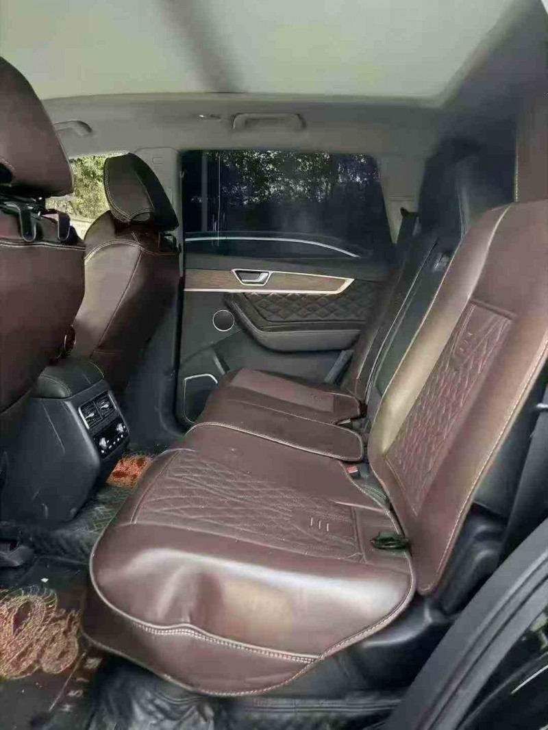 重庆22年红旗HS74